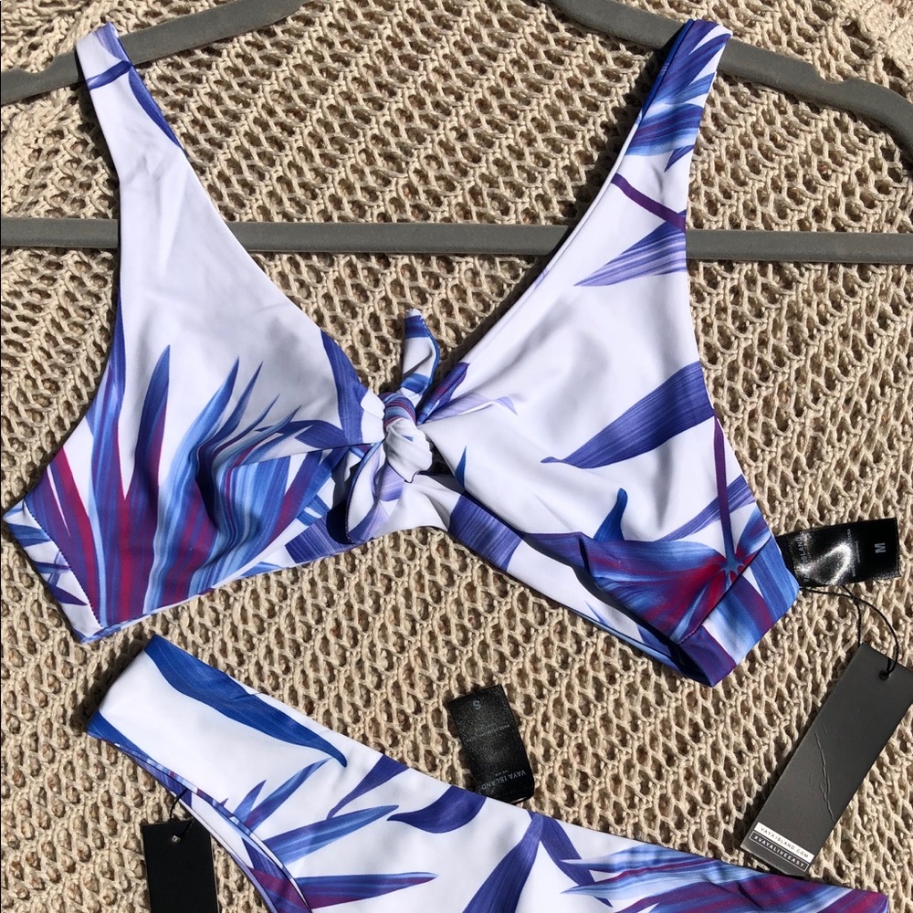 Vaya Island - Jaye Purple Palomino Set